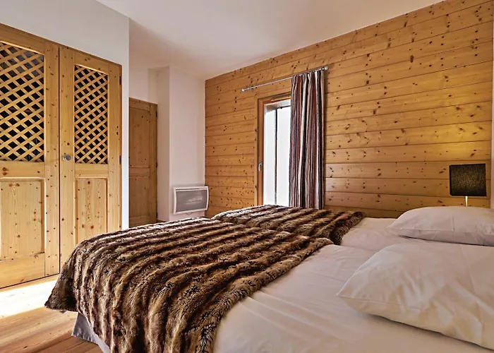 Rochette 4 A 6 Personnes Au Pied Des Pistes *