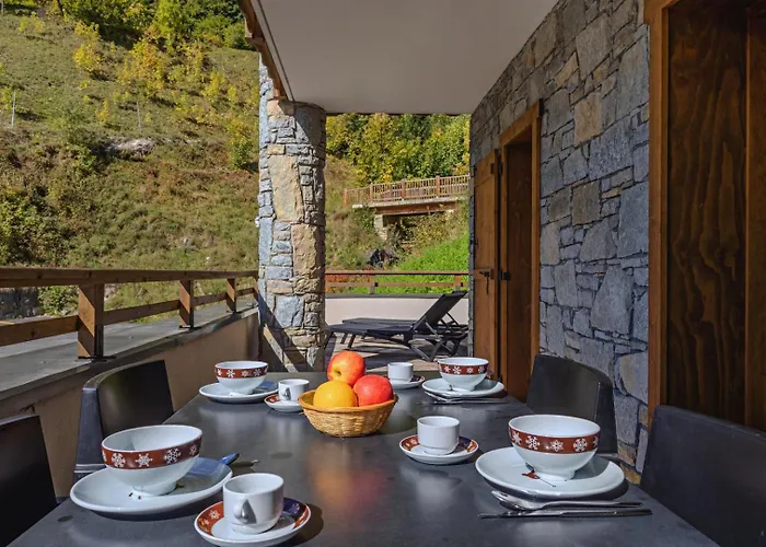 Holiday home Rochette 4 A 6 Personnes Au Pied Des Pistes