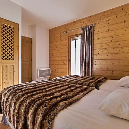 Rochette 4 A 6 Personnes Au Pied Des Pistes *